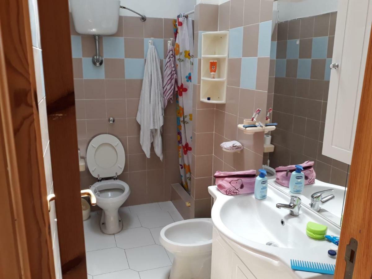 Residence Le Onde 2 Badesi Zewnętrze zdjęcie